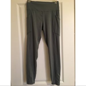 Balance Collection Pocket Leggings